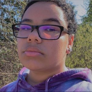 Meet your Posher, Tye